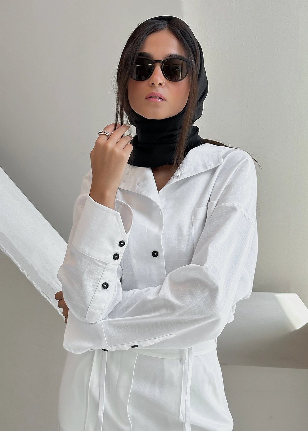 شومیز هایا سفید